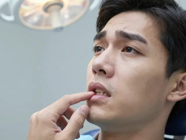 Jak reklamovat zuby? Průvodce reklamací dentální práce a broušení zubů